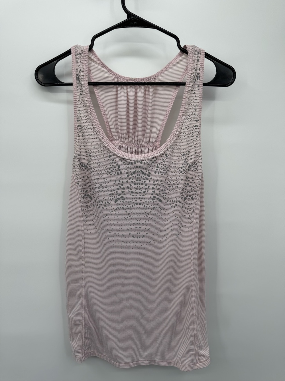 Lululemon Porcelain Pink Sculpt Tank Top in women’s size 6